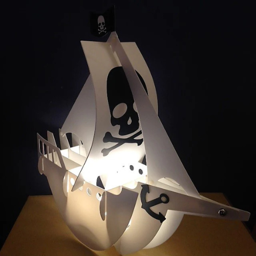 OP-250 Collector Bonus – Pirate Ship Display Light